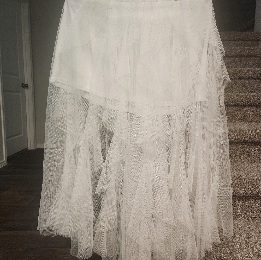 Women's elegant Tulle skirt . White waistband tulle tutu skirt.